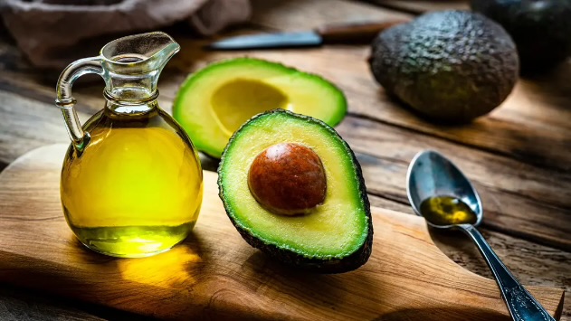 From Shine To Strength: The Top Benefits Of Avocado Oil For Natural Hair, Plus Easy Ways To Apply It