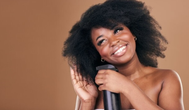 Moisture Matters: How Frequently Should You Hydrate Your Hair with Water?
