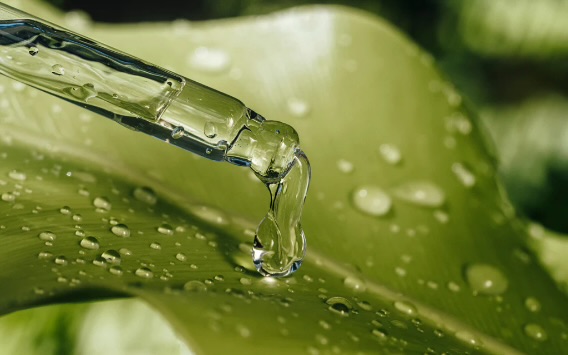 Mineral Oil And Natural Hair: The Truth Behind The Controversy