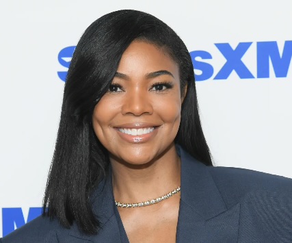 Less Humidity, More Shine: Why The Winter Months Are Prime Time For A Flawless Silk Press