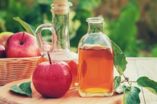 Clarify, Soothe, Restore: How Apple Cider Vinegar Transforms Your Scalp Care Routine