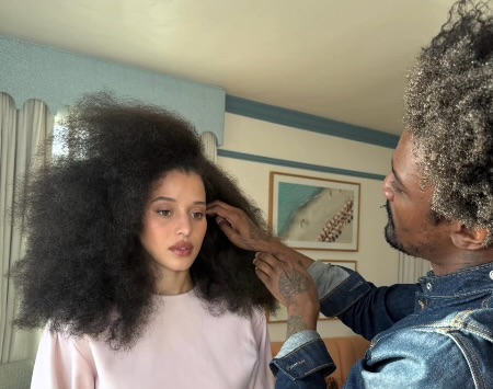 “Texture Is Chic”: Coree Moreno Champions The Beauty Of Natural Afros With Powerful Message