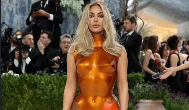 A New Chapter Begins: Kim Kardashian Trades Jet-Black Hair For Honey-Blonde Hues In A Soft, Striking Met Gala 2026 Shift
