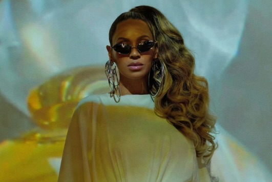 Beyoncé’s Cécred Makes Its UK Debut, And Her Side Ponytail Steals The Spotlight
