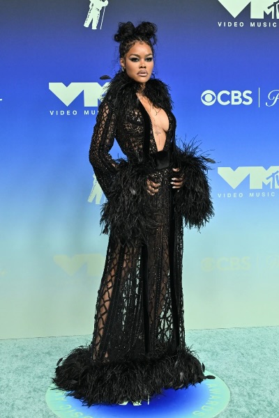 Teyana Taylor’s Space Buns Hair